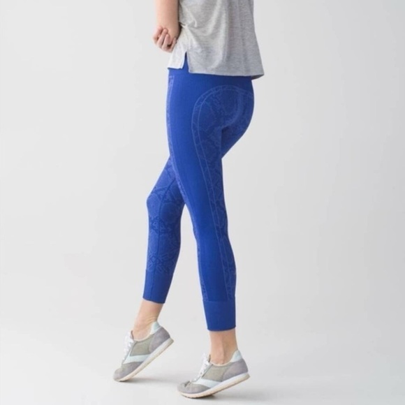 LULULEMON Ebb To Street Pant Leggings Heathered Sapphire Blue‎ Size 8 Workout - Picture 3 of 5